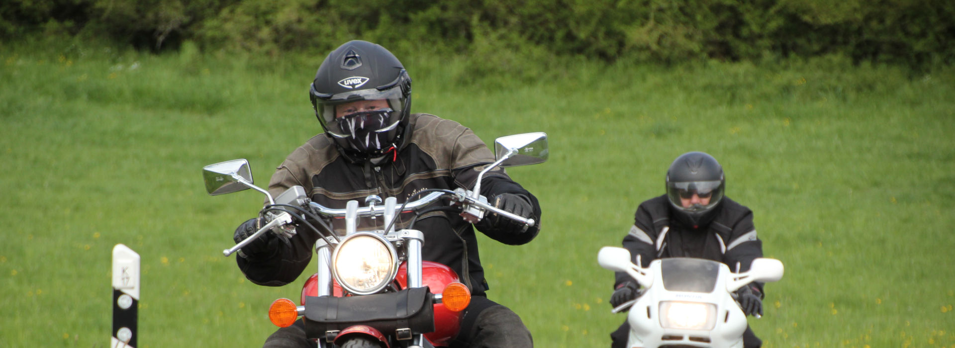 Motorrijbewijspoint Haaksbergen motorexamens AVB en AVD